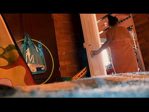 ❤️ Mäi Monni follegt mir an d'Dusch, hie féckt mech wärend ech duschen. Russesch Porno op Porno lb.mypornpics.ru