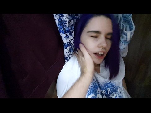 ❤️ Fannt meng Schwëster am Kleederschaf an huet hatt gehollef Russesch Porno op Porno lb.mypornpics.ru
